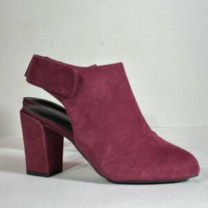 Adam Tucker burgundy suede heel Size 7.5
